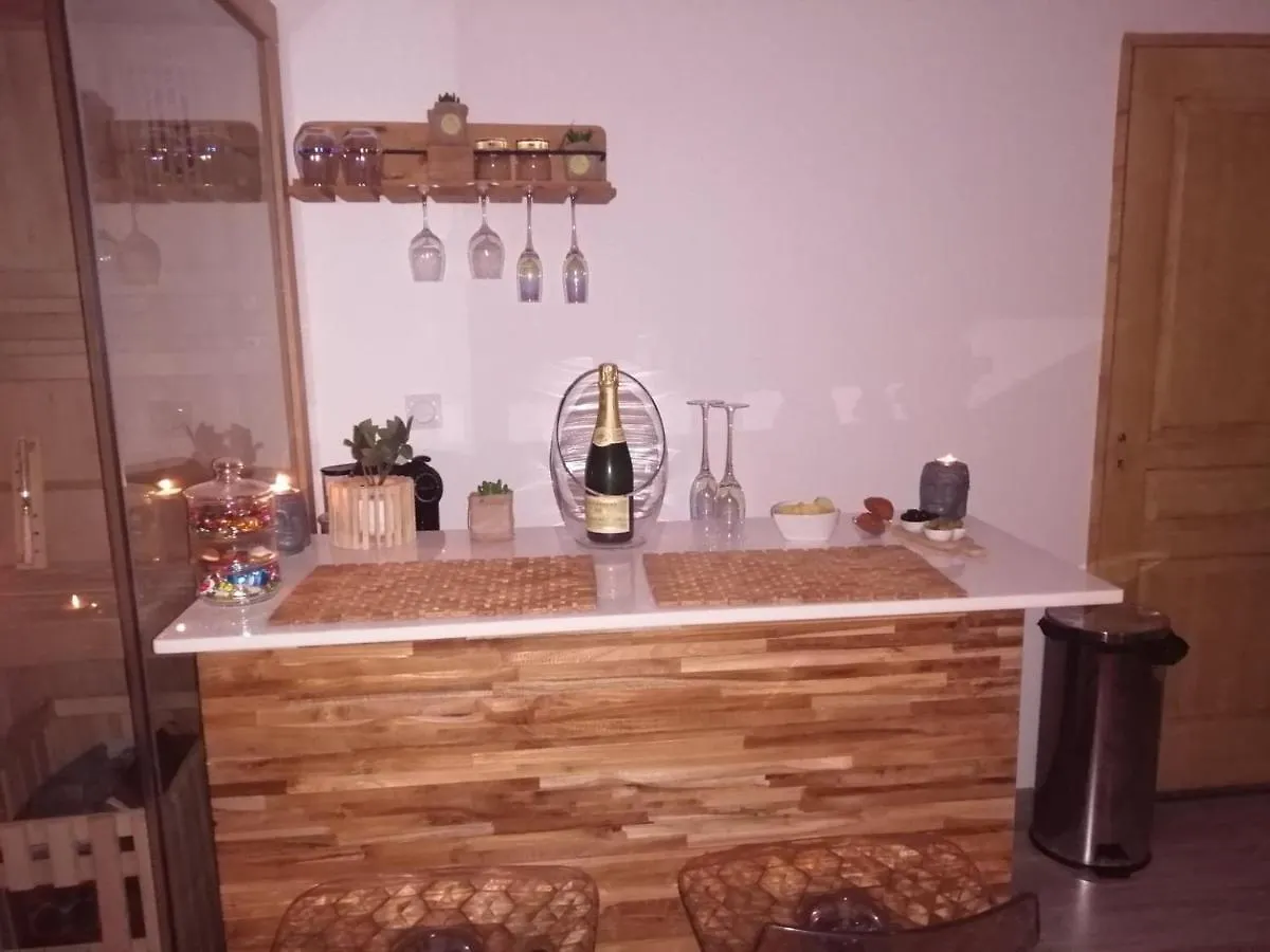 Le Reve De Lily Bed & Breakfast Les Vigneres 0*,  France